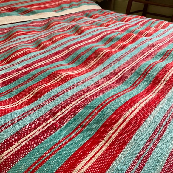 Vintage catalogne rag blanket, fits Queen bed. Striped, Red & Blue. - Picture 4 of 14